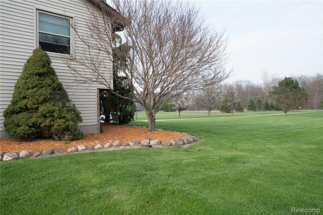 2878 South Elba Road Lapeer, MI 48446 - Photo 11 of 52 DSC05857.jpg