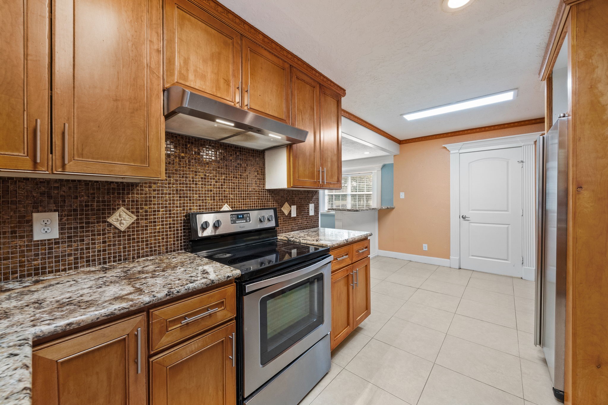 6742 Dusty Lane Conroe, TX 77306 - Photo 13 of 38