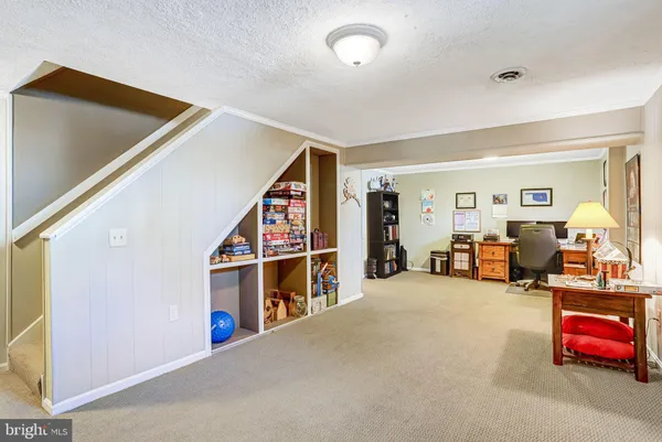 $4,500 | 6302 Shiplett Boulevard, Burke, VA 22015