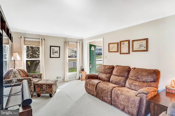 $4,500 | 6302 Shiplett Boulevard, Burke, VA 22015