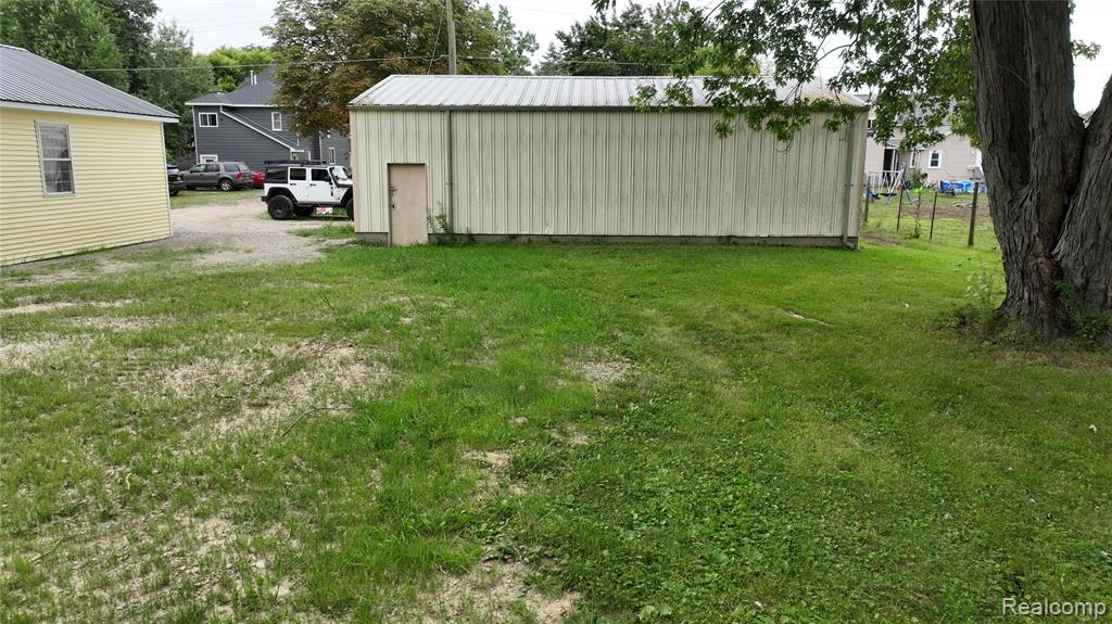 4071 South Mill Road Dryden, MI 48428 - Photo 36 of 37 Gallery Image 36
