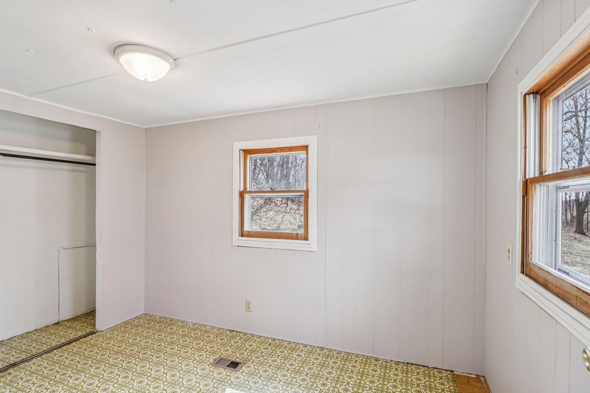 5040 Crestview Road Marshall, WI 53559 - Photo 20 of 39