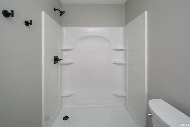 $389,900 | 5306 16th Avenue, Moline, IL 61265