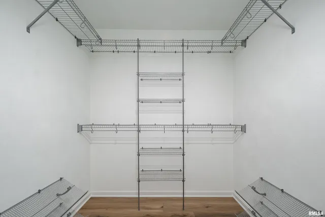 $389,900 | 5306 16th Avenue, Moline, IL 61265