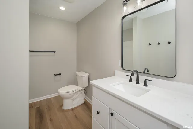 $389,900 | 5306 16th Avenue, Moline, IL 61265