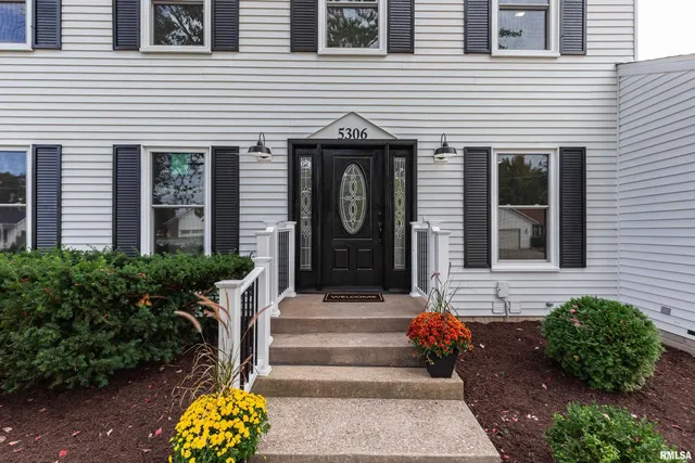 $389,900 | 5306 16th Avenue, Moline, IL 61265