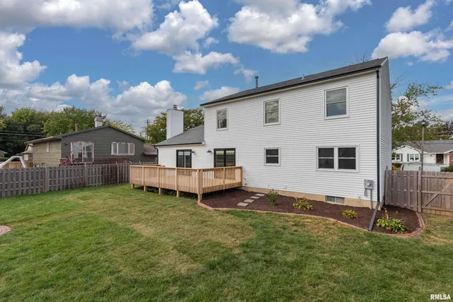 $389,900 | 5306 16th Avenue, Moline, IL 61265