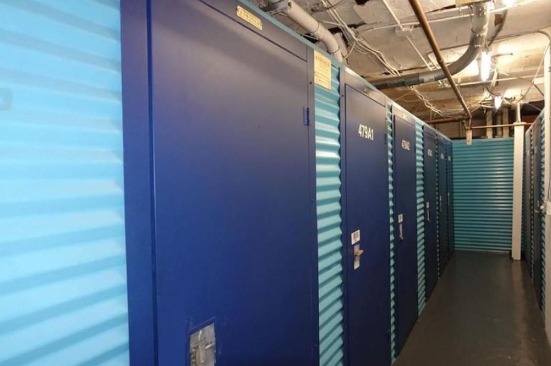 6701 Boulevard East, Unit E4 West New York, NJ 07093 - Photo 12 of 12 a view of entryway