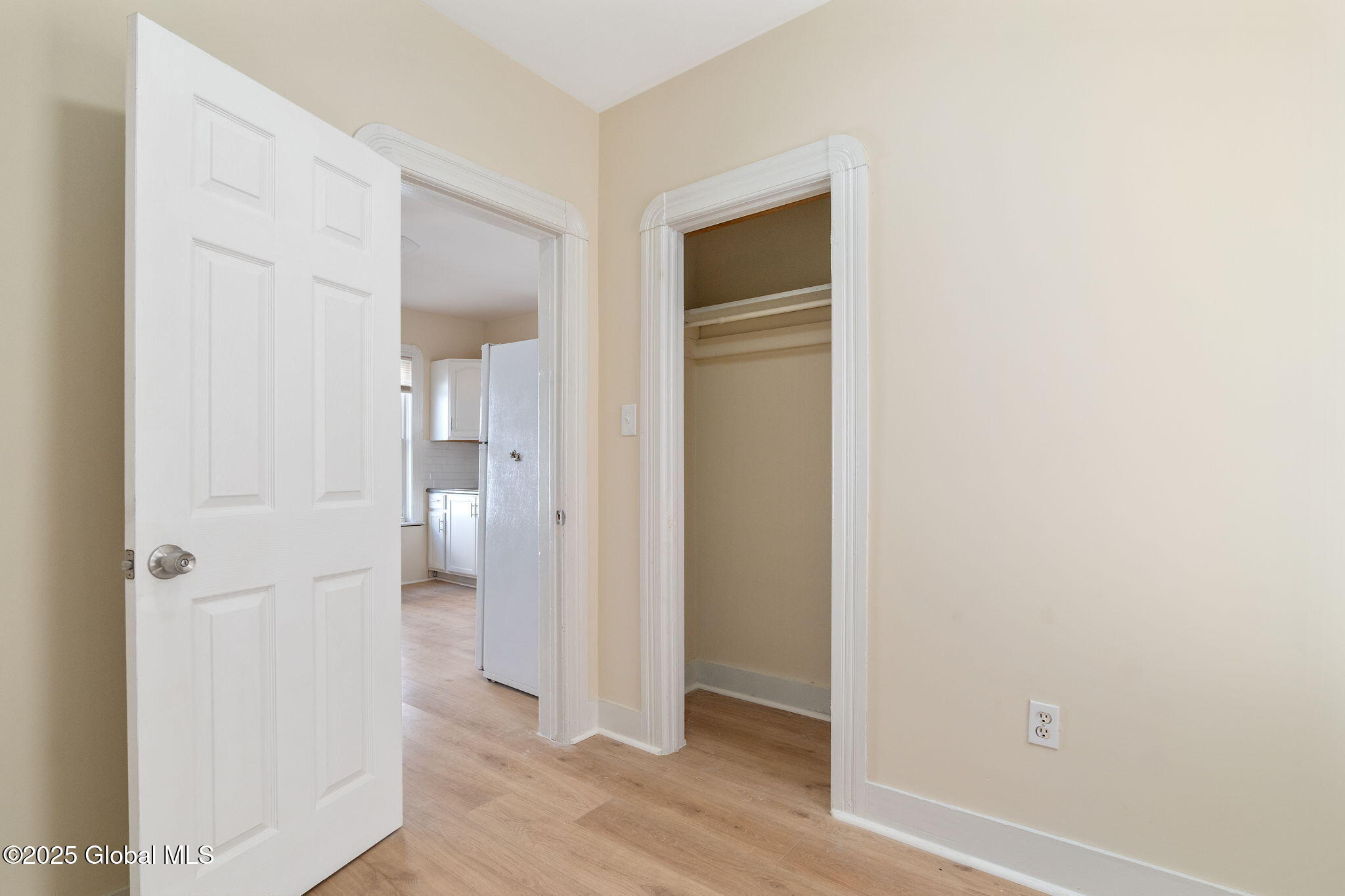 1237 4th Avenue Schenectady, NY 12303 - Photo 17 of 43 17-1237FourthAve_17