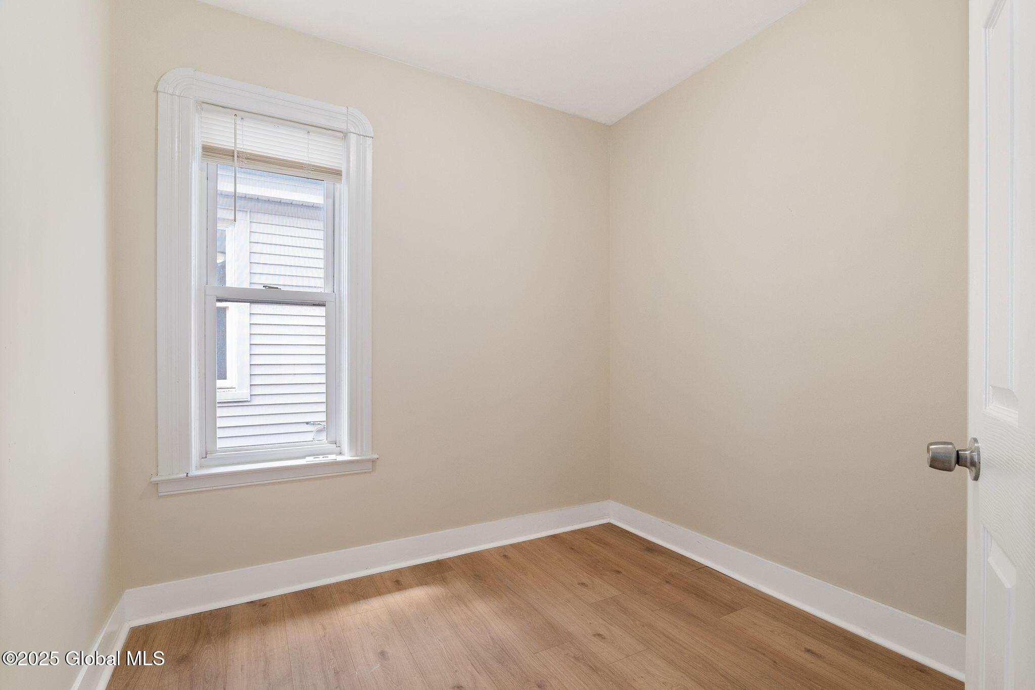 1237 4th Avenue Schenectady, NY 12303 - Photo 33 of 43 33-1237FourthAve_33