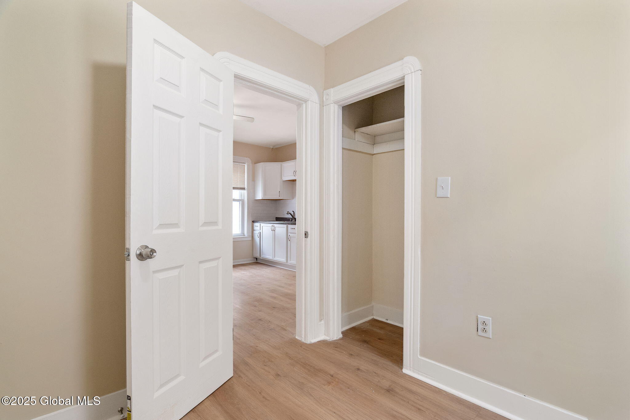 1237 4th Avenue Schenectady, NY 12303 - Photo 34 of 43 34-1237FourthAve_34