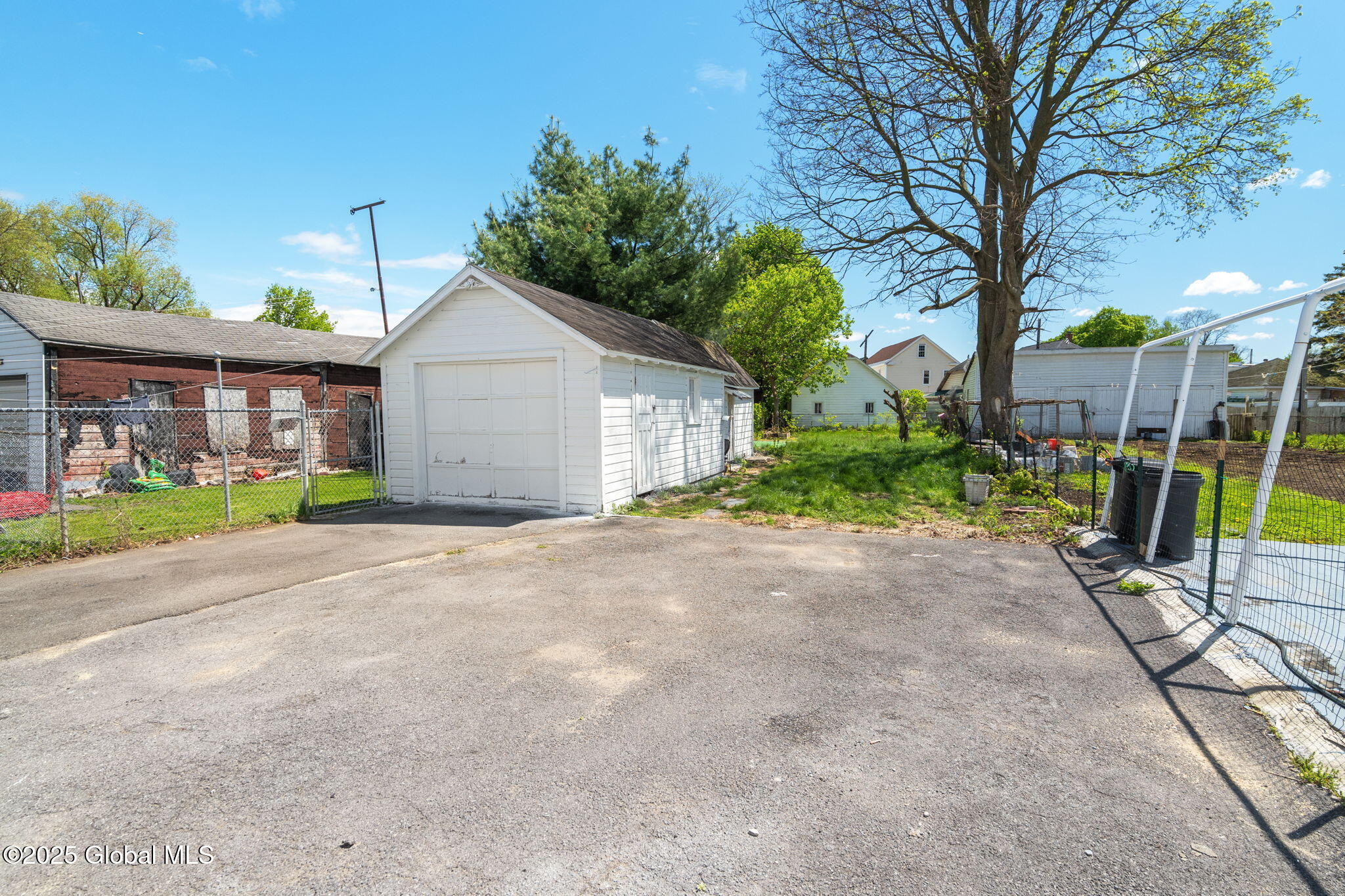 1237 4th Avenue Schenectady, NY 12303 - Photo 40 of 43 40-1237FourthAve_40