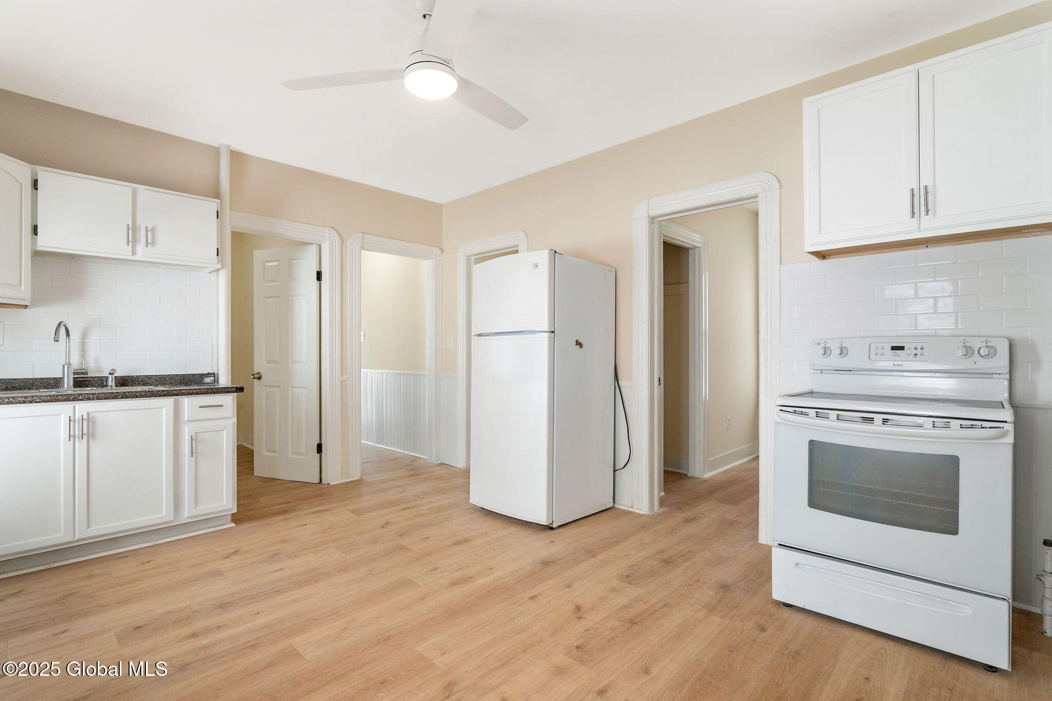 1237 4th Avenue Schenectady, NY 12303 - Photo 10 of 43 10-1237FourthAve_10