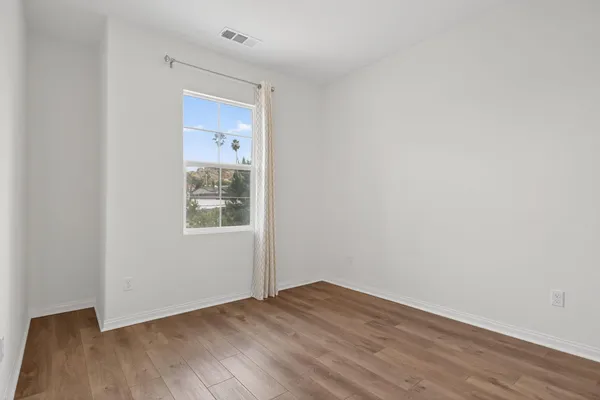 $797,000 | 127 Klamath Street, Ventura, CA 93001