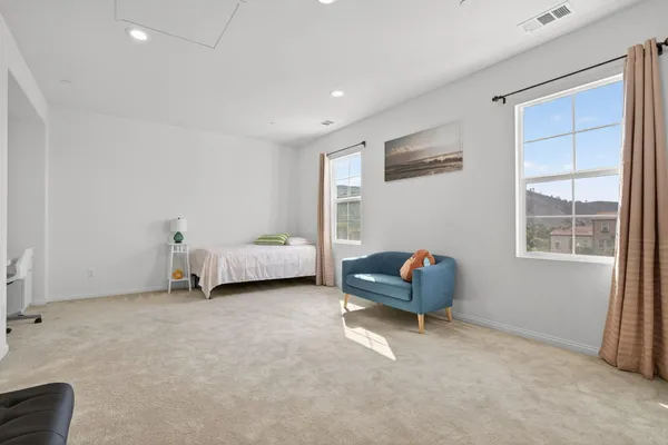 $797,000 | 127 Klamath Street, Ventura, CA 93001