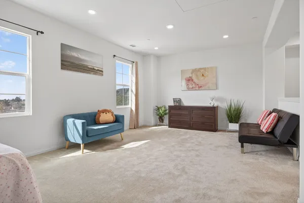 $797,000 | 127 Klamath Street, Ventura, CA 93001