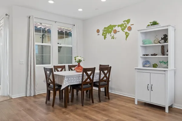 $797,000 | 127 Klamath Street, Ventura, CA 93001