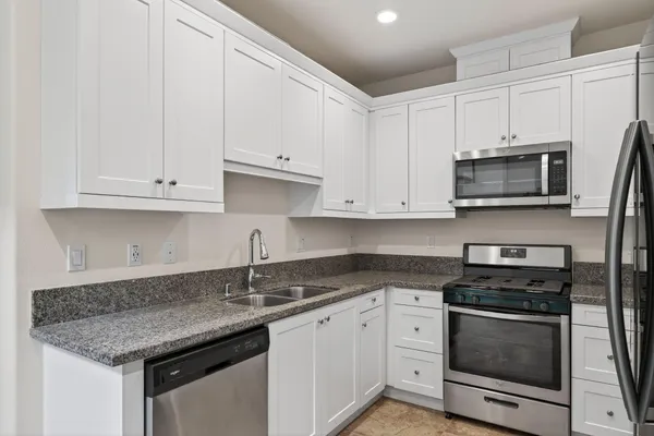 $797,000 | 127 Klamath Street, Ventura, CA 93001