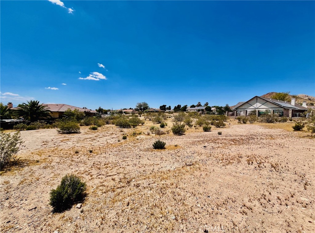 47333203 Muni Road Apple Valley, CA 92307 - Photo 13 of 21 a view of ocean view with beach