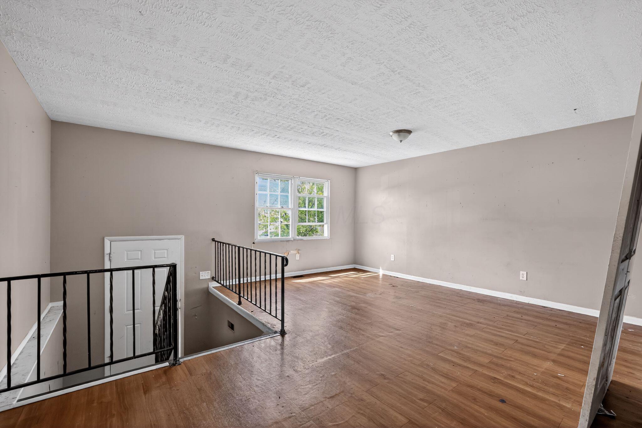 2672 Arcola Road Columbus, OH 43207 - Photo 13 of 45