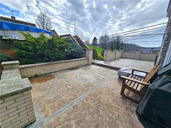 $389,900 | 625 Preferred Drive, Washington, PA 15301