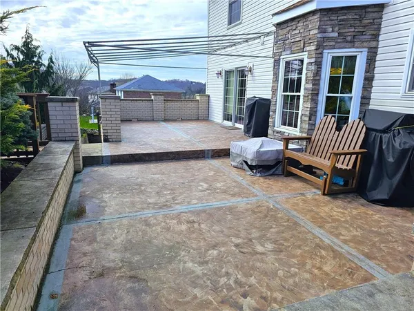 $389,900 | 625 Preferred Drive, Washington, PA 15301