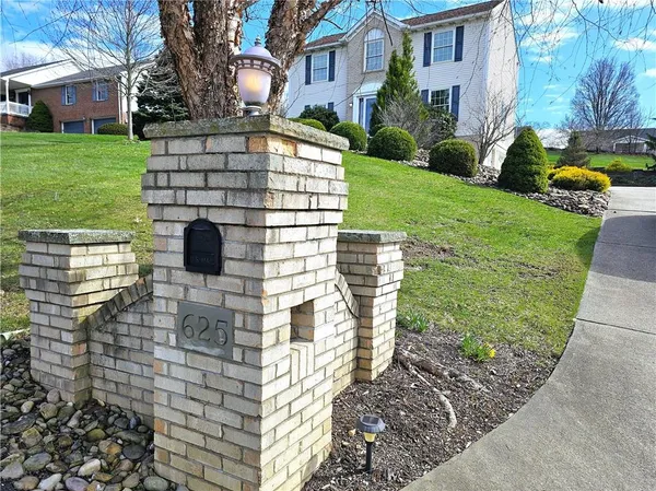 $389,900 | 625 Preferred Drive, Washington, PA 15301