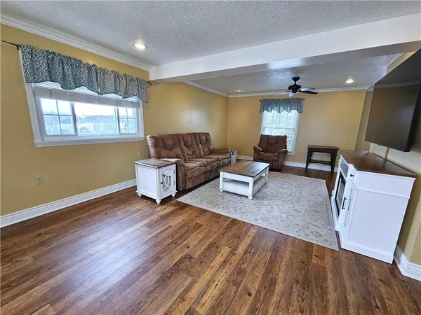 $389,900 | 625 Preferred Drive, Washington, PA 15301