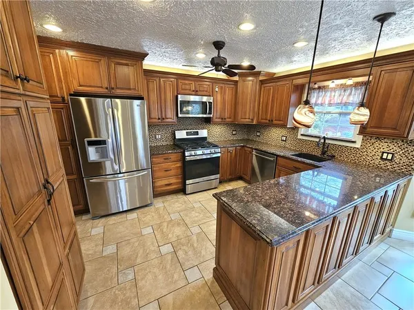 $389,900 | 625 Preferred Drive, Washington, PA 15301
