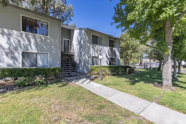 $2,450 | 900 Cambridge Drive, Unit 56, Benicia, CA 94510