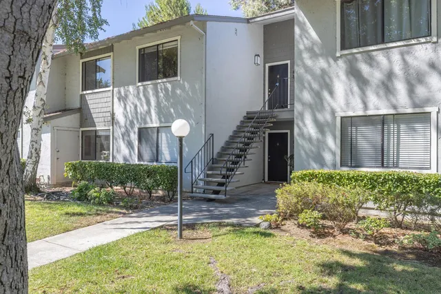 $2,450 | 900 Cambridge Drive, Unit 56, Benicia, CA 94510