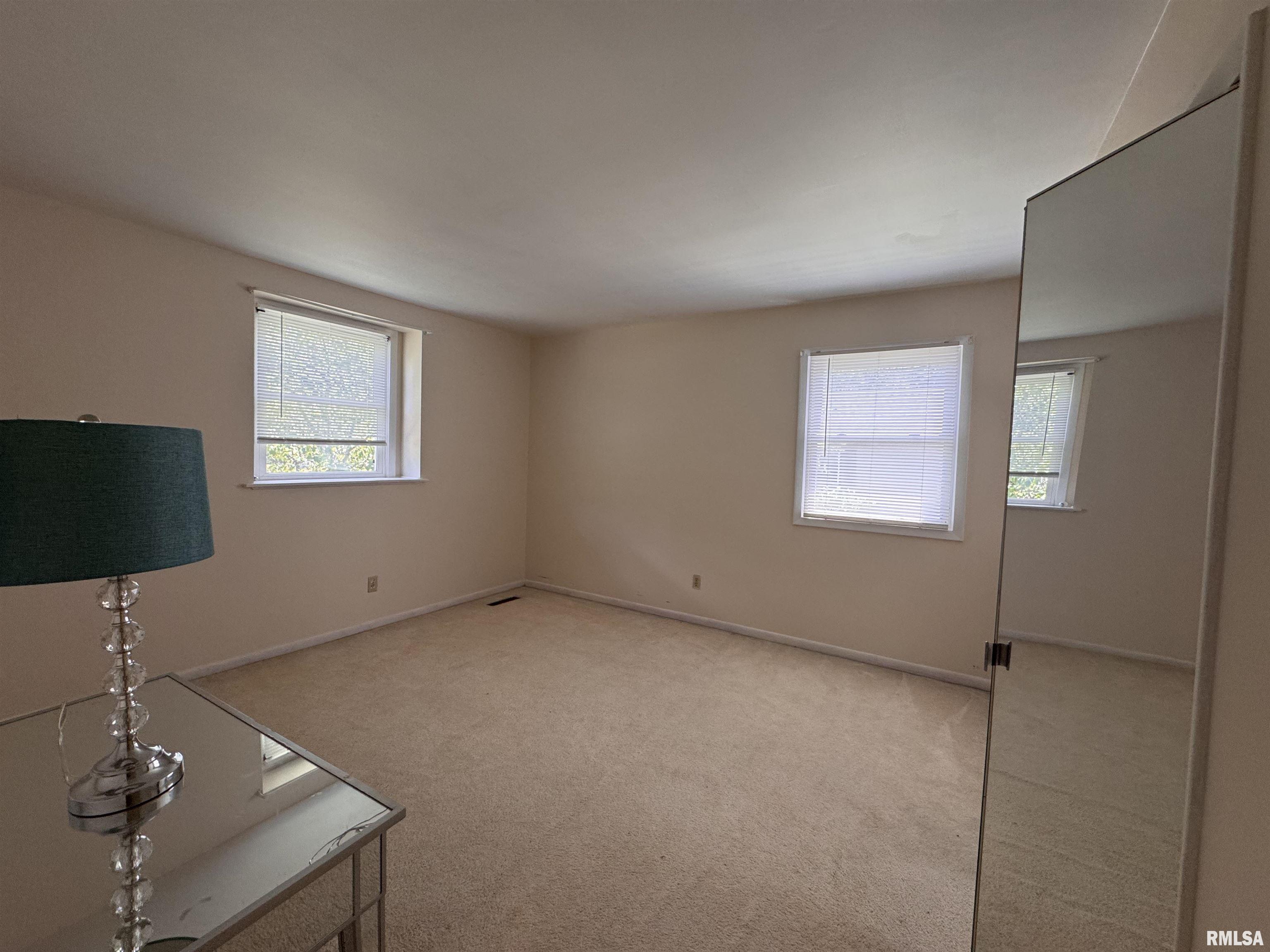 500 Meadow Drive Macomb, IL 61455 - Photo 15 of 22