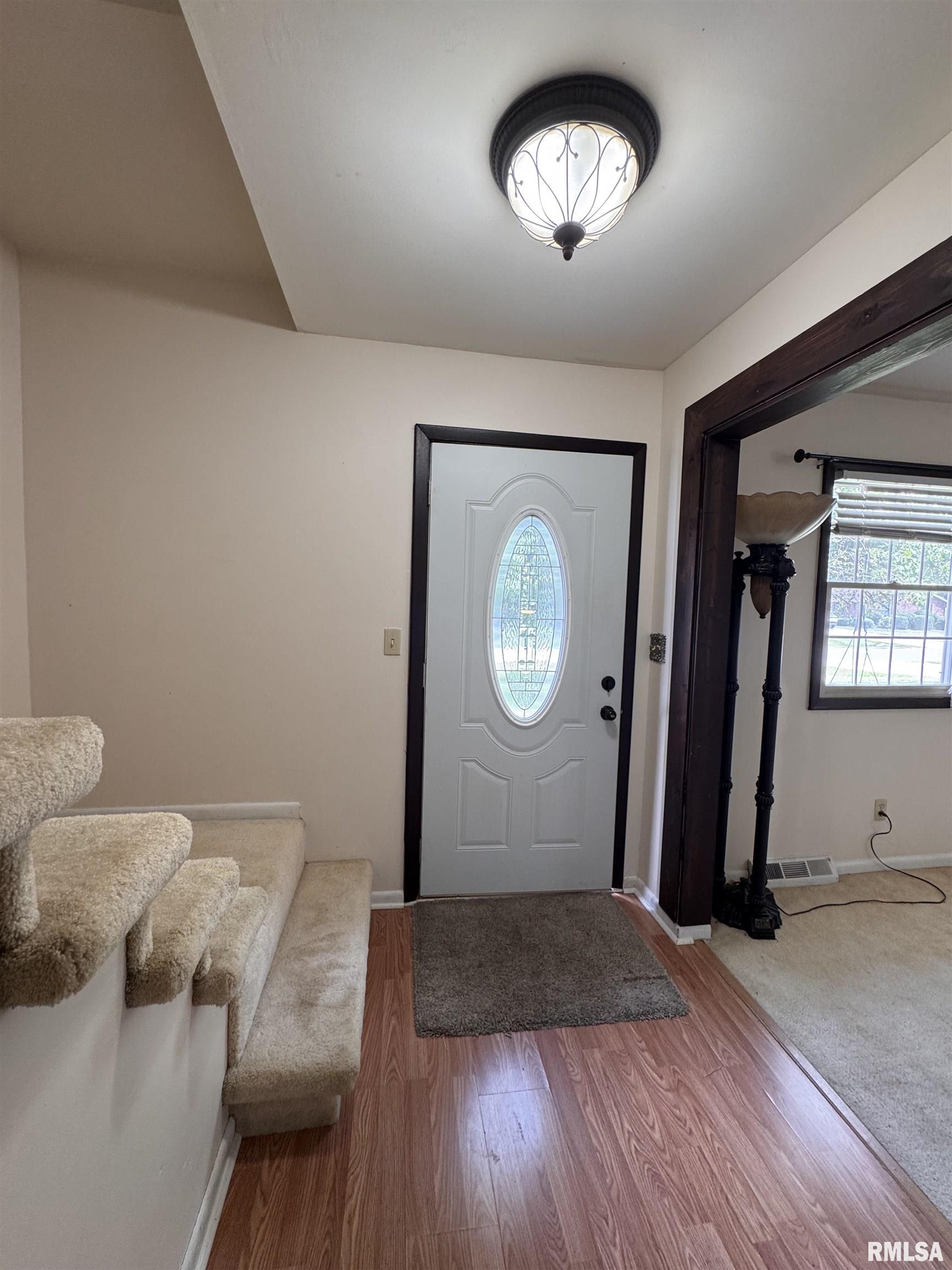 500 Meadow Drive Macomb, IL 61455 - Photo 2 of 22