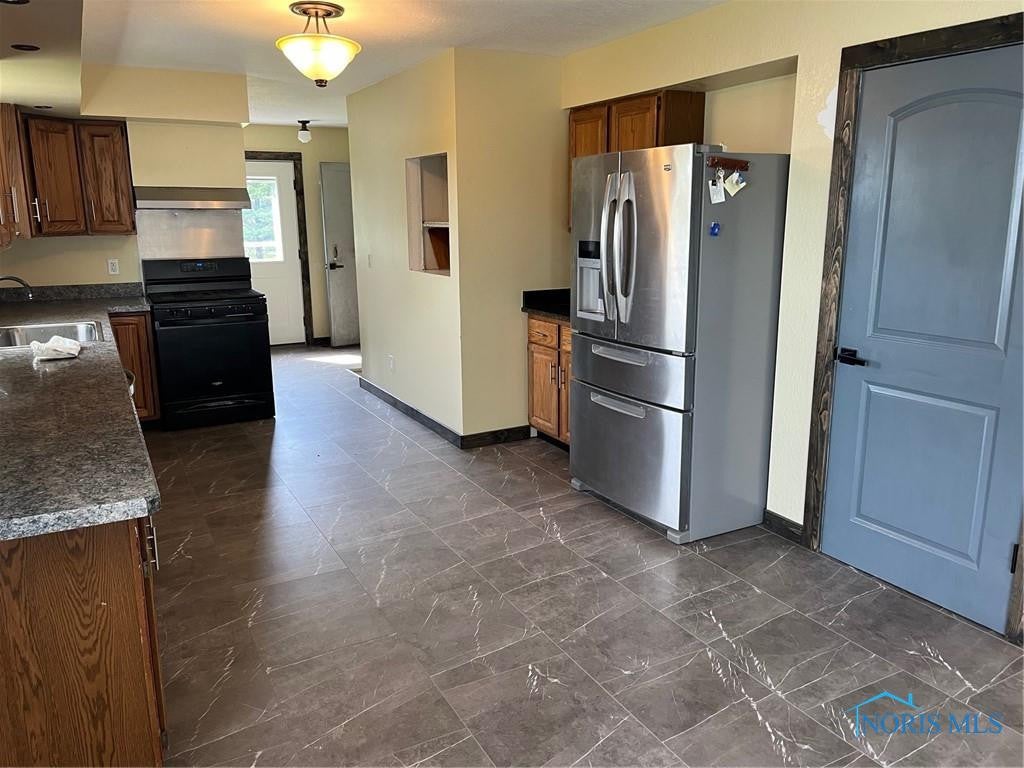 6131 County Road East Delta, OH 43515 - Photo 13 of 24 Gallery Image 13