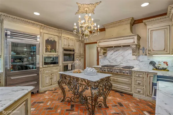 $1,500,000 | 1217 Ridgewood Circle, Minden, LA 71055
