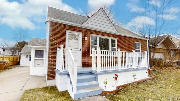 $255,000 | 72 Birkdale Road, Cheektowaga, NY 14225