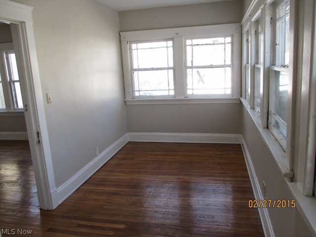 3305 East Overlook Road Cleveland Heights, OH 44118 - Photo 3 of 20
