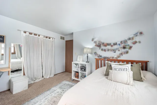 $379,000 | 519 Dunford Drive, Burlington, WI 53105