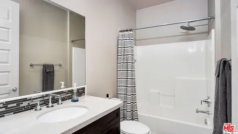 $779,000 | 14104 Chapparel Lane, Van Nuys, CA 91405