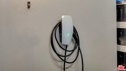 $779,000 | 14104 Chapparel Lane, Van Nuys, CA 91405