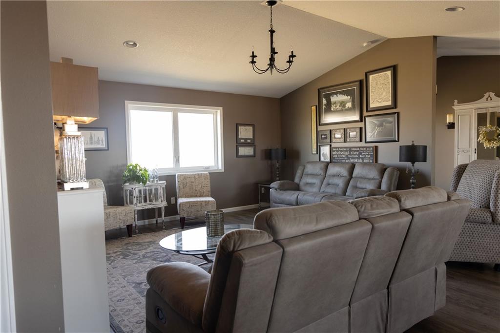 13835 Udall Road Erie, KS 66733 - Photo 12 of 49