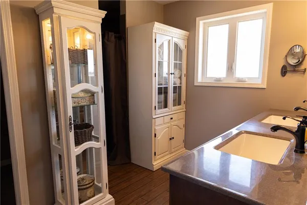 $675,000 | 13835 Udall Road, Erie, KS 66733