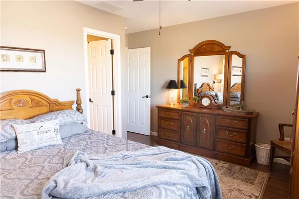 $675,000 | 13835 Udall Road, Erie, KS 66733