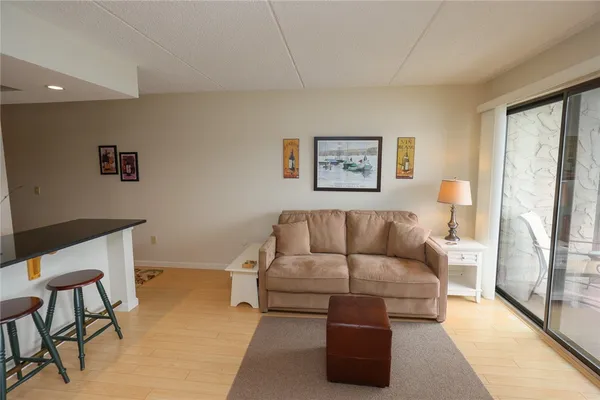 $269,500 | 167 Cliffside Drive, South Bristol, NY 14424