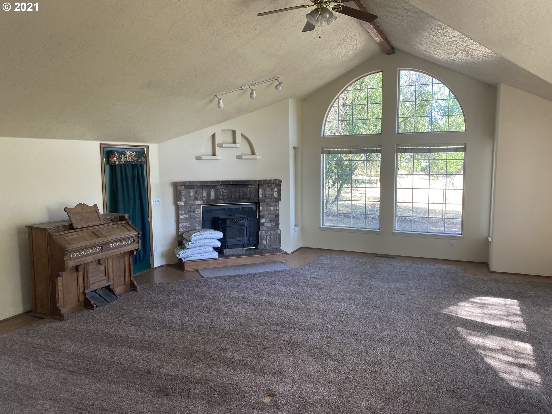865 West Hensel Road Hermiston, OR 97838 - Photo 10 of 31 Gallery Image 10