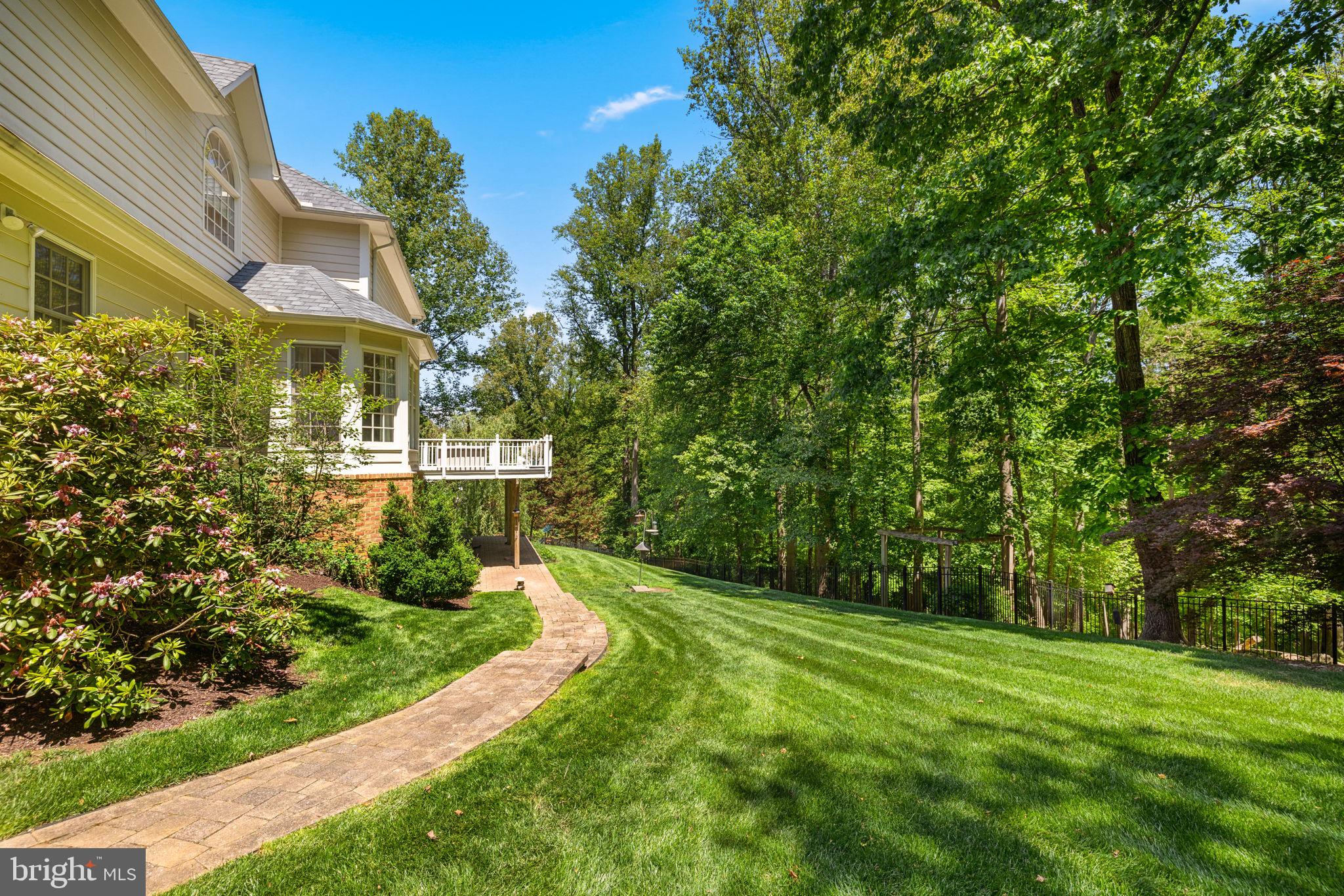 897 Chinquapin Road McLean, VA 22102 - Photo 59 of 66 Gallery Image 59