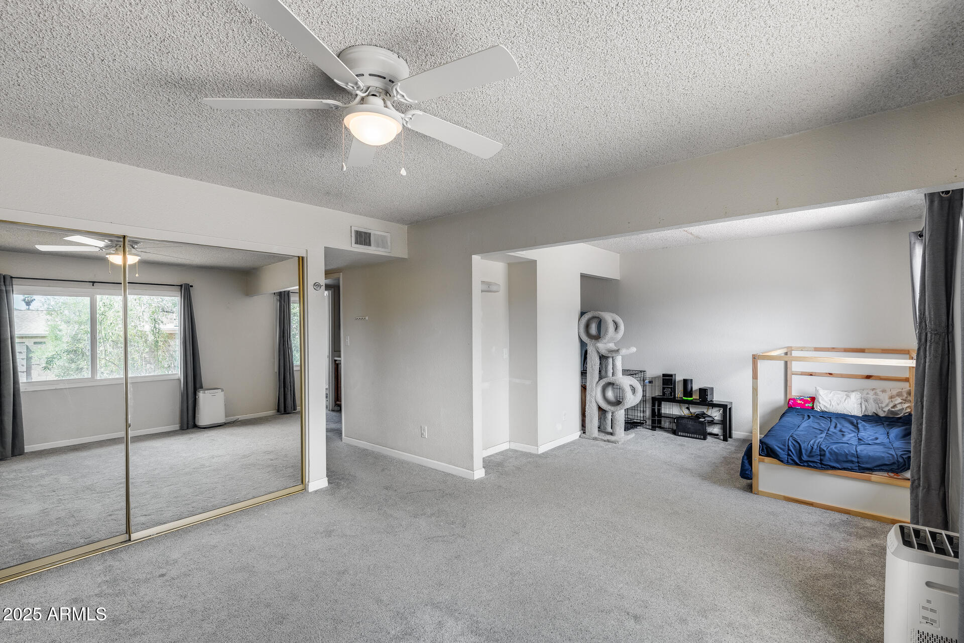 3844 West Calavar Road Phoenix, AZ 85053 - Photo 20 of 37
