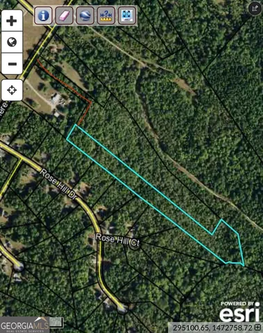 an aerial view of a tennis court