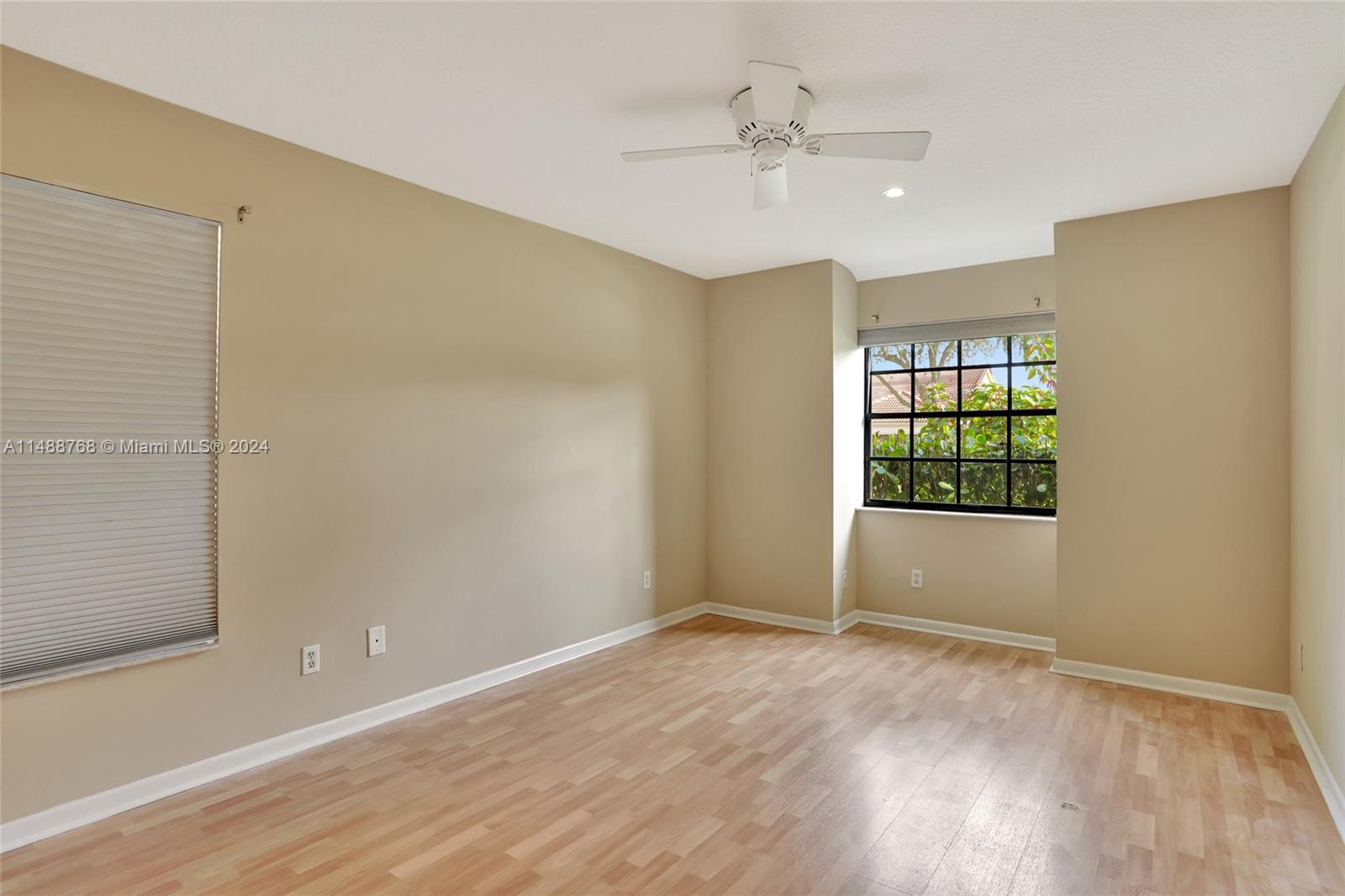 9641 Ridgeside Court Davie, FL 33328 - Photo 26 of 47 a view of an empty room with a window