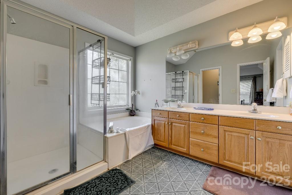 8022 Stevens Mill Road Matthews, NC 28104 - Photo 12 of 24 Gallery Image 12